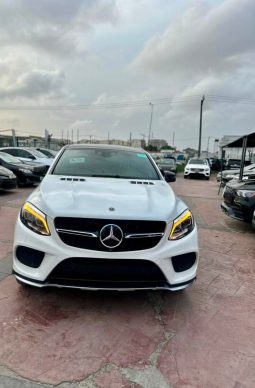 
										2018 Mercedes Benz GLE 43 full									