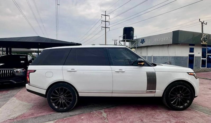 
								2016 Range Rover Vogue Supercharged full									