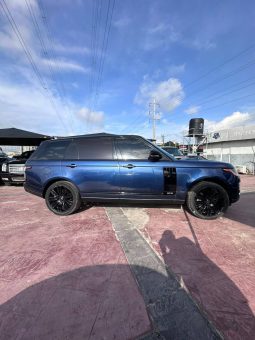 
										2018 Range Rover Vogue Supercharged full									